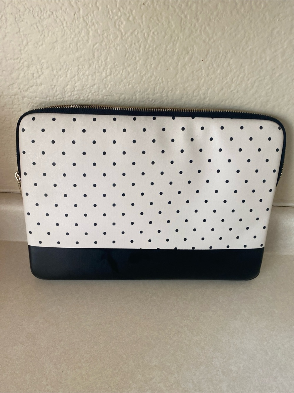 Kate Spade Disney Minnie Mouse Figaro Cat Laptop Sleeve Limited Edition - Picture 5 of 11